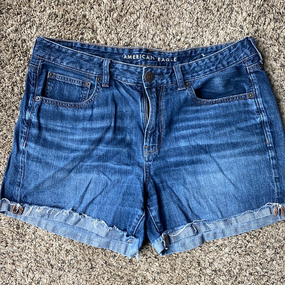 American Eagle MIDI Shorts